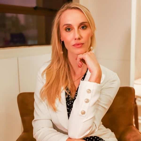 Foto de Dra. Grasiela Scheffel